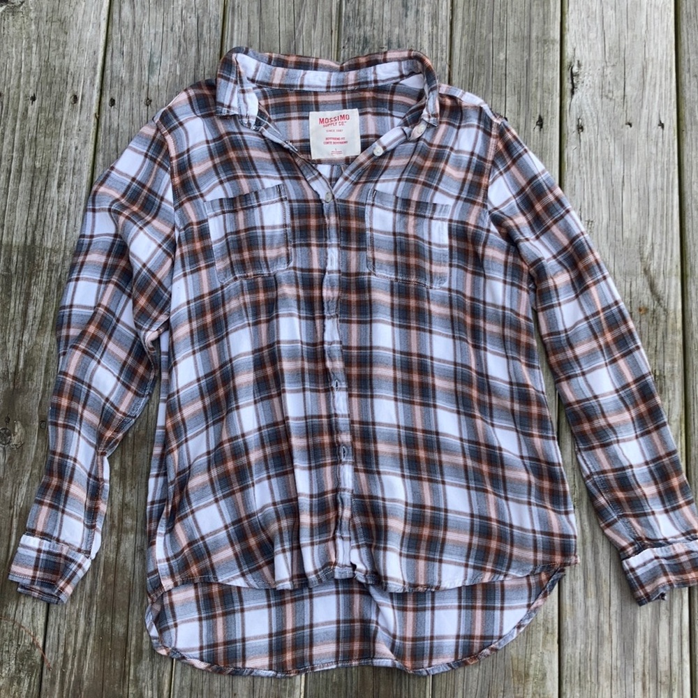 Boyfriend fit plaid shirt